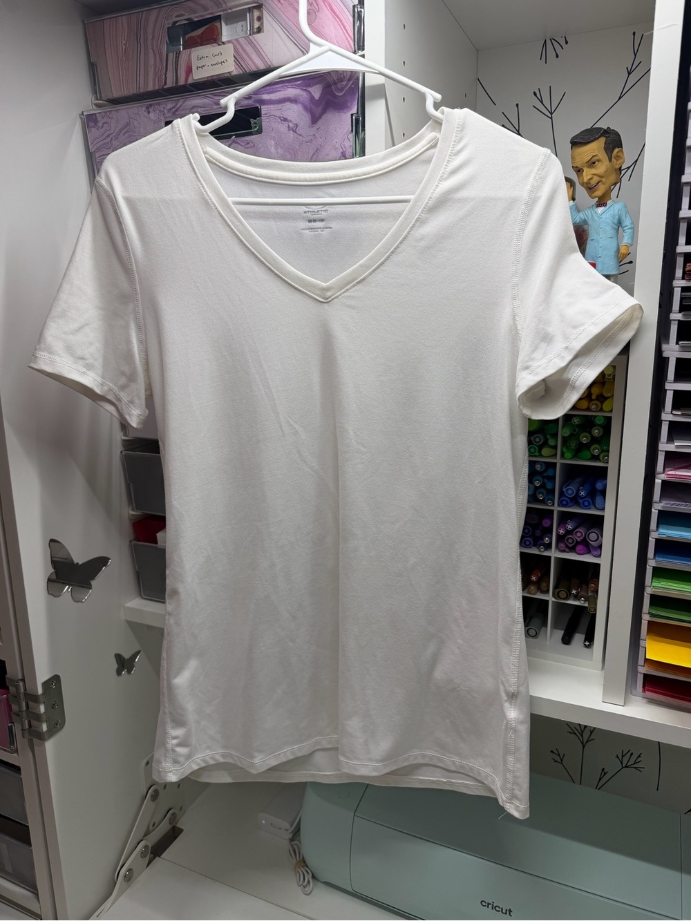 Athletic Works White V-Neck Short Sleeve Tee